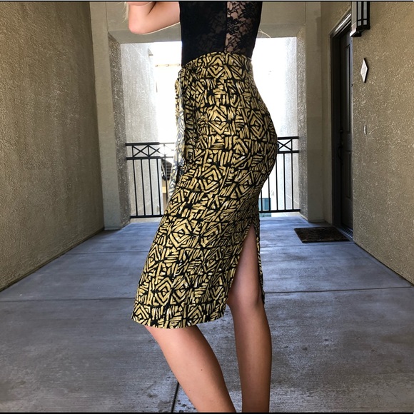 Safari Print Pencil Skirt - Picture 2 of 4